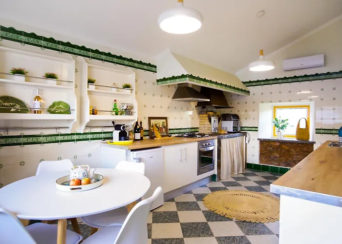 Villa Nature Tourism Quinta Nova Castanheira de Pera